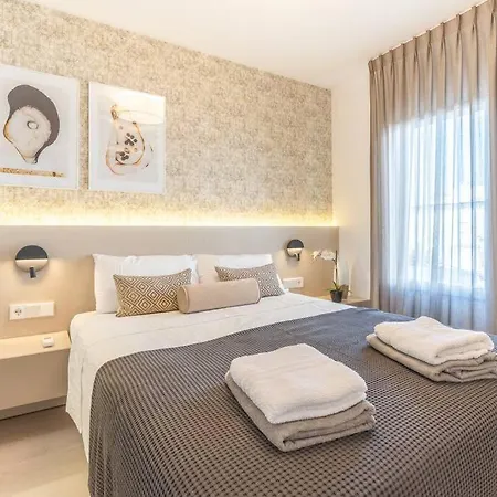 Ar6 Pablo Picasso 4 Bedroom شقة إِستيبونا