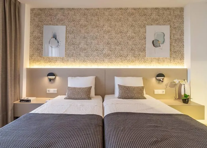 Ar6 Pablo Picasso 4 Bedroom Lejlighed *