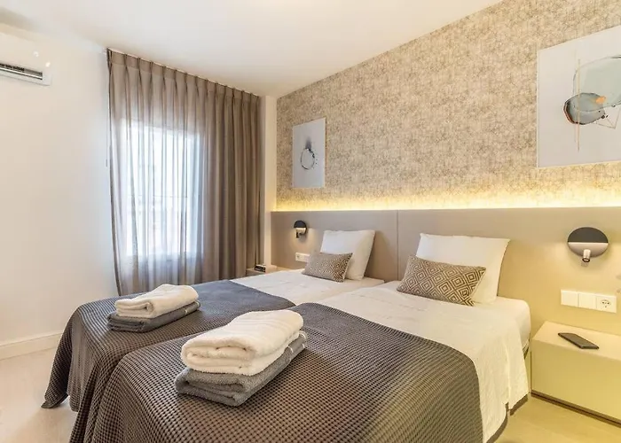 Ar6 Pablo Picasso 4 Bedroom Lejlighed